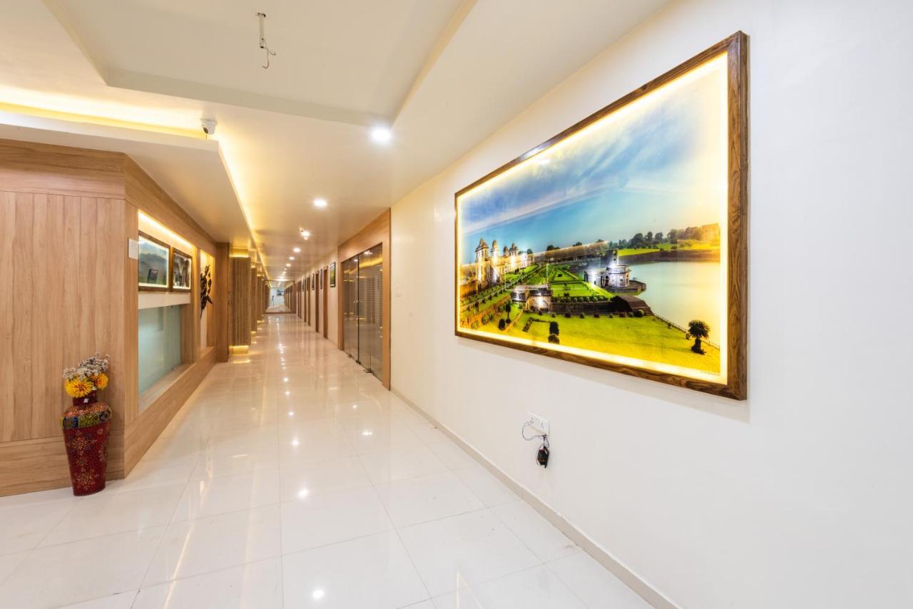 Hotel Drishti,Bhopal Exterior photo