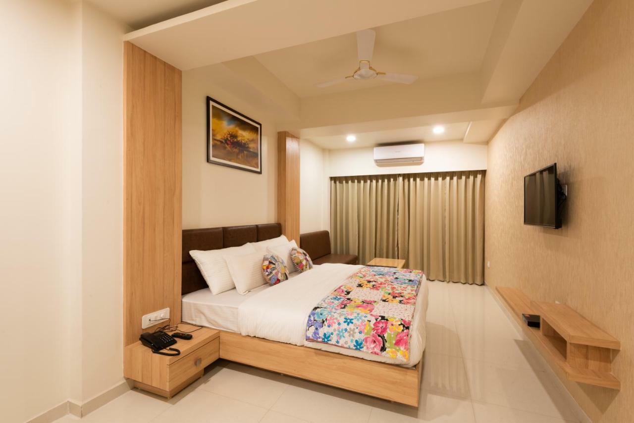 Hotel Drishti,Bhopal Exterior photo